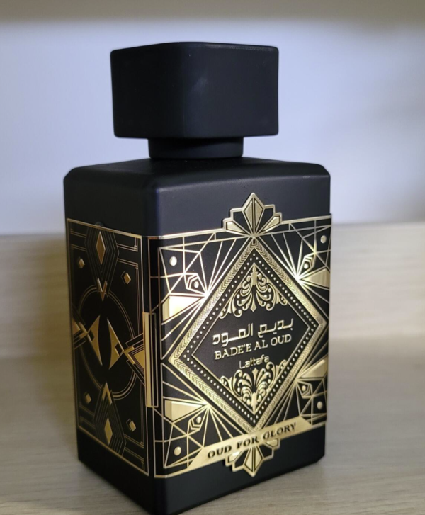 Bade'E Al Oud Oud For Glory Black By Lattafa For Unisex 3.4 Ounce/ 100 ml Eau De Parfume Spray